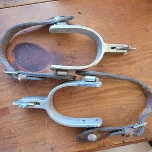 Crockett Vintage Etched Silver Riding Spurs with Leather Straps